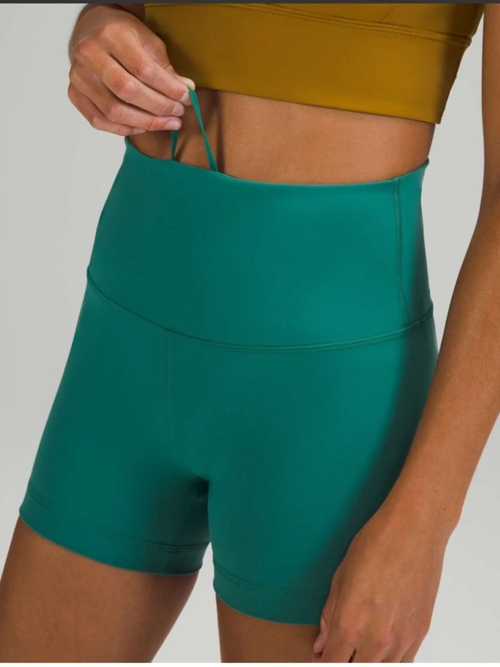 Lululemon Wunder Train High-Rise Short 4
